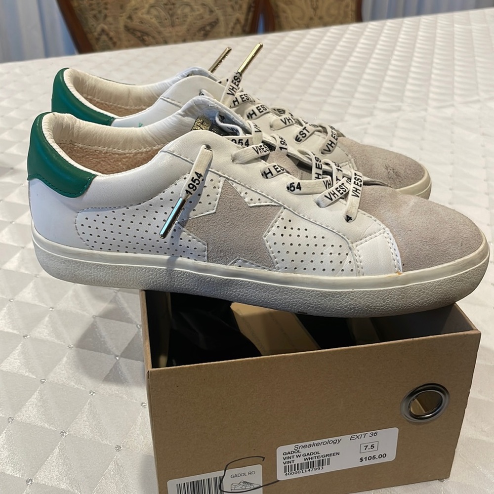 Vintage Havana Sneakers
